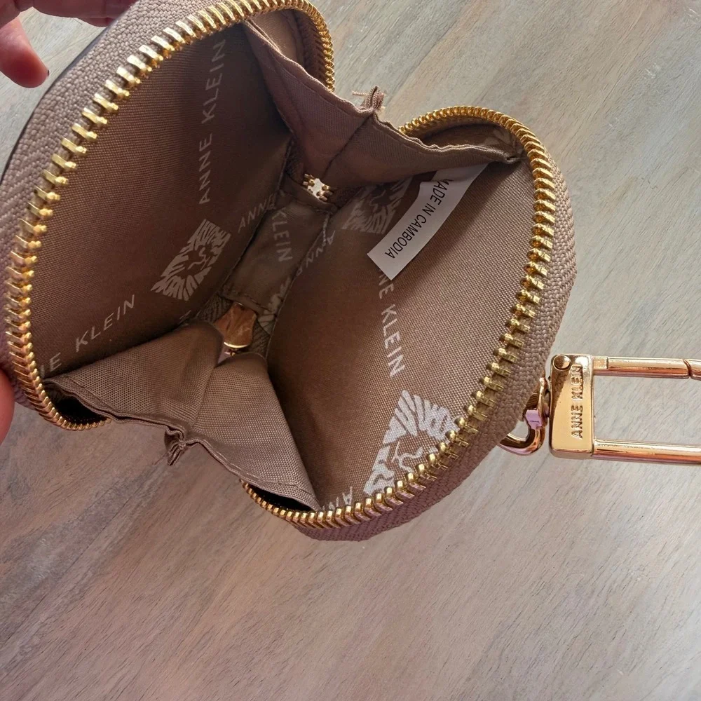 Anne Klein Round Coin Purse Women OS Taupe Saffiano Faux Leather Keychain‎ Pouch